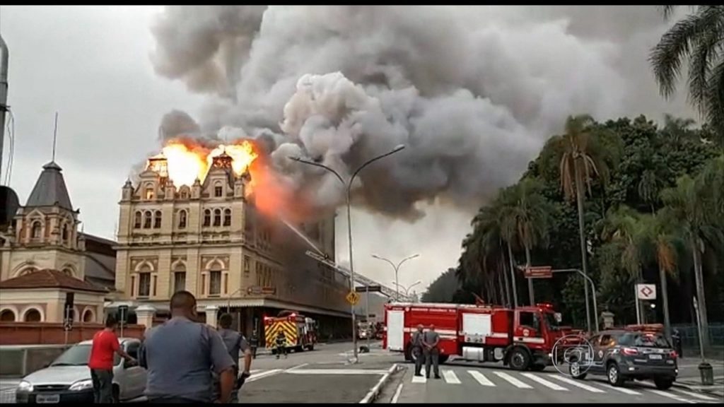 Braziliam Museum Caught on Fire